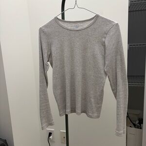 Brandy Melville Light Gray Long Sleeve Top